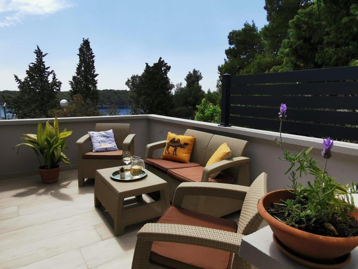 Villa Poljana Mali Losinj Exterior photo